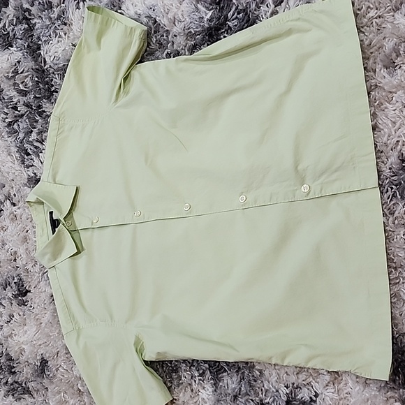 BANANA REPUBLIC MEN'S BUTTON DOWN SHORTS SLEEVE SIZE M ,LIGHT GREEN - Picture 4 of 9